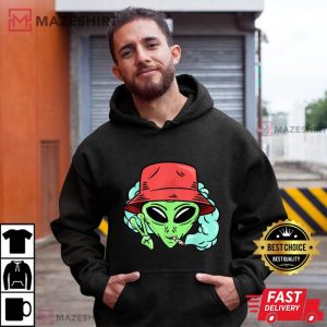 Marijuana Smoking Alien Just Chilling Weed Stoner 420 Men black hoodie 2