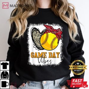 Bleached Softball Game Day Vibes Leopard Heart Headband Mom Women black sweatshirt