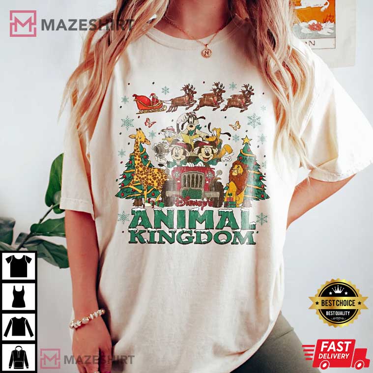 Comfort Colors® Disney Safari Animal Kingdom Christmas Xmas Vintage T-Shirt Comfort Colors® Disney Safari Animal Kingdom Christmas Xmas Vintage T-Shirt