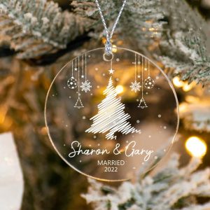 Personalized Christmas Family Holiday Gift Ornament