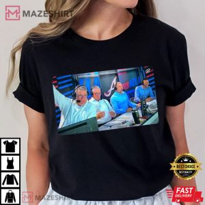 10Pour Larry A Crown Gift For Unisex T-Shirt