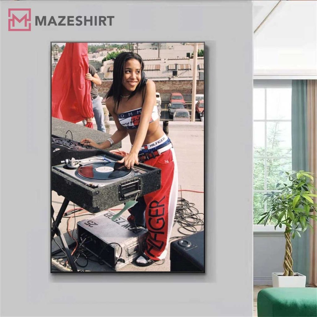 Aaliyah 90s Merch Poster (2)