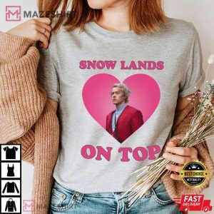 Tom Blyth Snow Lands on Top Coriolanus Snow T Shirt (1)