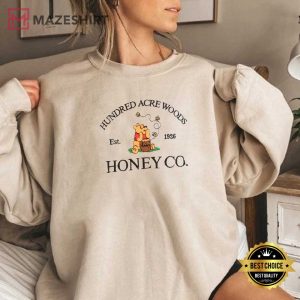 Honey Co. Winnie the Pooh Embroidery Sweatshirt (1)