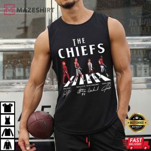 Chiefs Stars Walking Abbey Road Signatures Football Fan T Shirt (4)