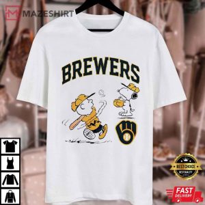 Charlie Brown and Snoopy Milwaukee Brewers T Shirt (1)