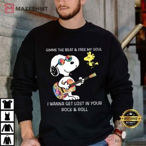 Snoopy And Woodstock Gimme The Beat Free My Soul T Shirt (4)