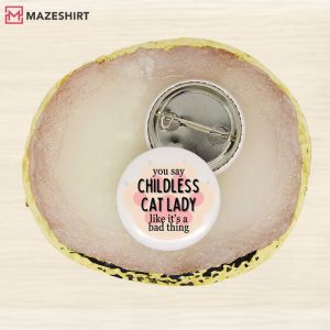 Childess Cat Lady Kamala Harris for President Button Pin (1)