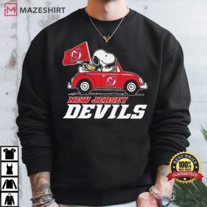 New Jersey Devils Snoopy And Woodstock T Shirt (2)