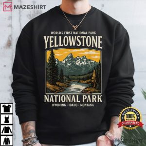 Yellowstone National Park Vintage Mountain Nature Hiking T Shirt (4)