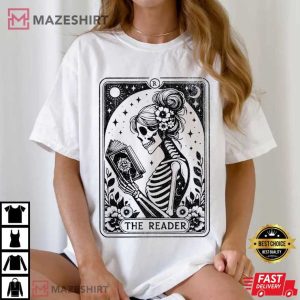 Bookish The Reader Tarot Card Skeleton Reading Funny T Shirt (2)