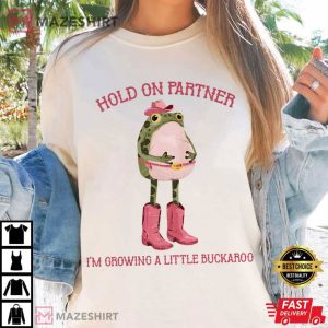 Frog Hold On Partner I'm Growing A Little Buckaroo Cowboy Baby T Shirt (2)