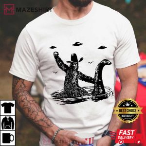 Funny Bigfoot Loch Ness Monster Cryptid Ufo Vintage T Shirt (2)