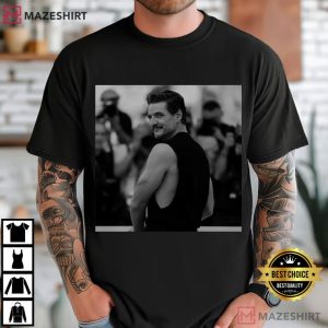 Pedro Pascal Tribute Celebrity Movie Retro Fan Gift T-Shirt
