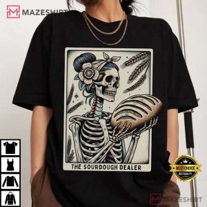 Tarot Card The Sourdough Dealer Bread Halloween T-Shirt