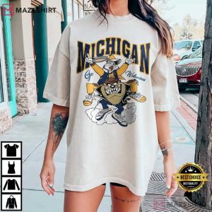 Michigan Wolverines Looney Tunes Football NCAA T Shirt (3)