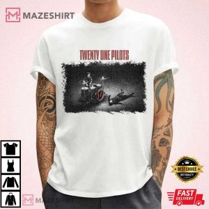 Twenty One Pilots Music Tour 2025 Vintage T-Shirt