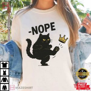 No Kings In America Black Cat Funny Political Meme T Shirt (2)