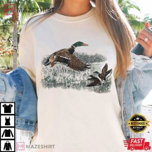 Animal Lover Mallard Duck Waterfowl 90s Fall T-Shirt