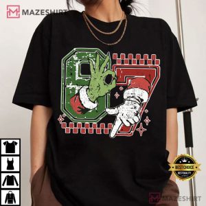 Grinch And Santa Six Seven Meme Christmas Funny T-Shirt