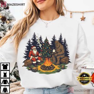 Santa And Sasquatch Funny Bigfoot Christmas T Shirt (4)