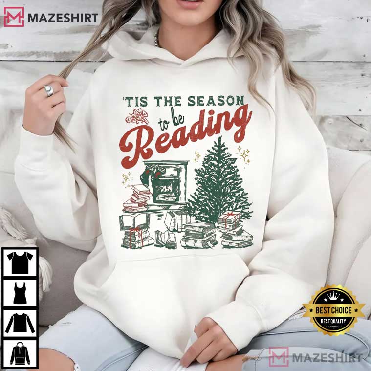 Tis The Season To Be Reading Vintage Christmas Bookish T-Shirt Tis The Season To Be Reading Vintage Christmas Bookish T-Shirt