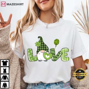St Patrick’s Day Gnome Shamrocks Love T Shirt (3)