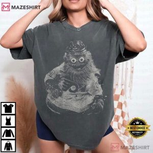 Gritty Bleached Vintage Ice Hockey Mascot T Shirt (2)