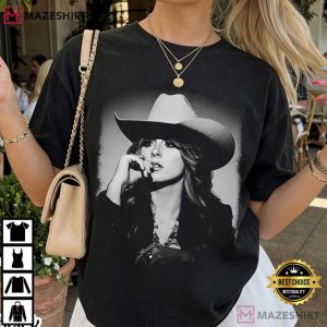Ella Langley Cowgirl Portrait Vintage T Shirt (4)