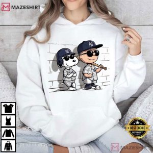 Snoopy Cartoon Dog Baseball Vintage Sports T Shirt (4)