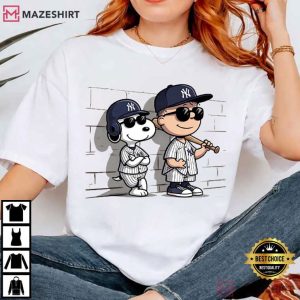 Snoopy Cartoon Dog Baseball Vintage Sports T Shirt (2)