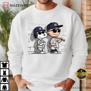 Snoopy Cartoon Dog Baseball Vintage Sports T Shirt (3)