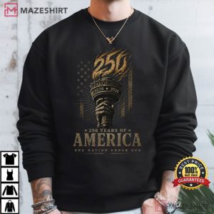 Patriotic USA 250 Years America Torch T Shirt (2)
