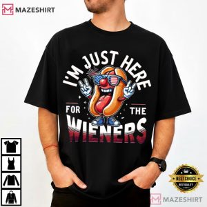 Just Here For The Weiners Graphic Funny 4th Of July Hot Dog Retro T Shirt (2)