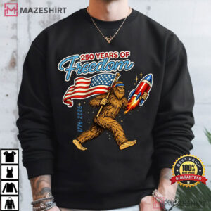 Bigfoot 250 Years Of Freedom Patriotic Sasquatch 4th Of July T Shirt (3)