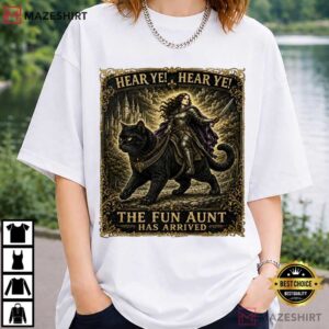 Hear Ye Fun Aunt Has Arrived Fun Aunt Knight Riding Black Cat T-Shirt
