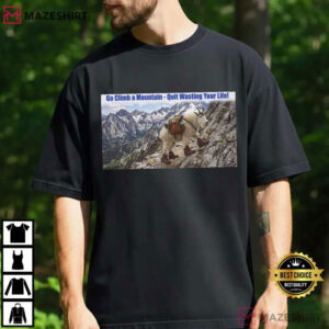 Mountain Climbing Photo Hiker Goat Graphic T Shirt (2)