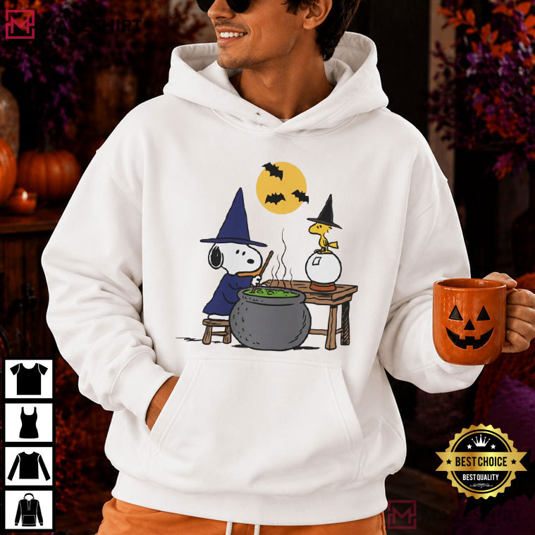 Snoopy Halloween Witch Retro Vintage Ringer T-Shirt Snoopy Halloween Witch Retro Vintage Ringer T-Shirt