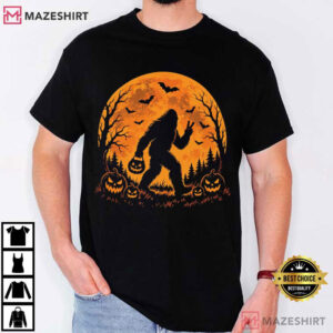 Halloween Bigfoot Sasquatch Pumpkin Orange Moon Bats T Shirt (1)