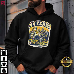 Milwaukee Baseball Fan 44 Years I Never Left 1982 2026 Game Day T Shirt (2)