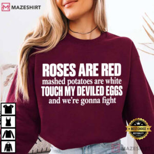 Roses Are Red Mashed Potatoes Are White Funny Thanksgiving Food T Shirt (3)